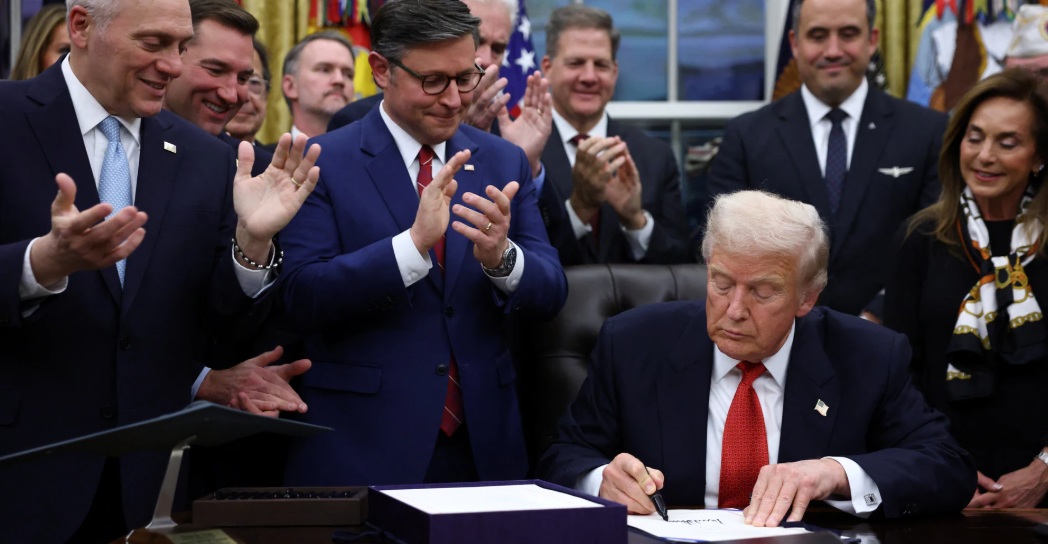 Estados Unidos unifica sus 17 laboratorios federales para liderar la carrera global de IA: nace la “Misión Génesis”